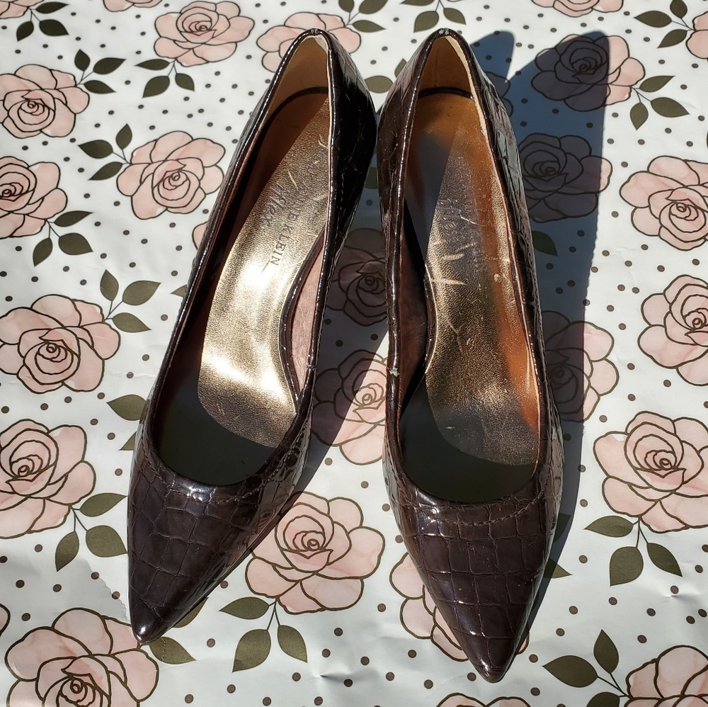 Anne Klein Women's Heels Faux Alligator, Size 6.5